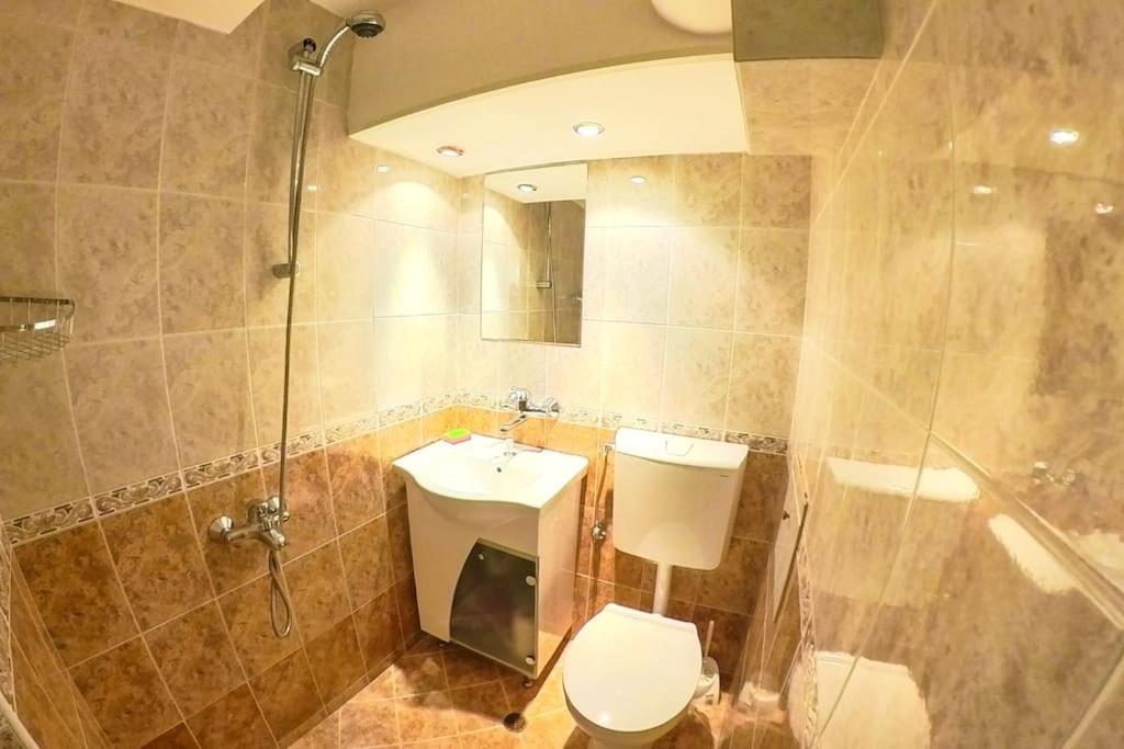 Studio With Courtyard Just Steps Away Vitosha Str София Экстерьер фото